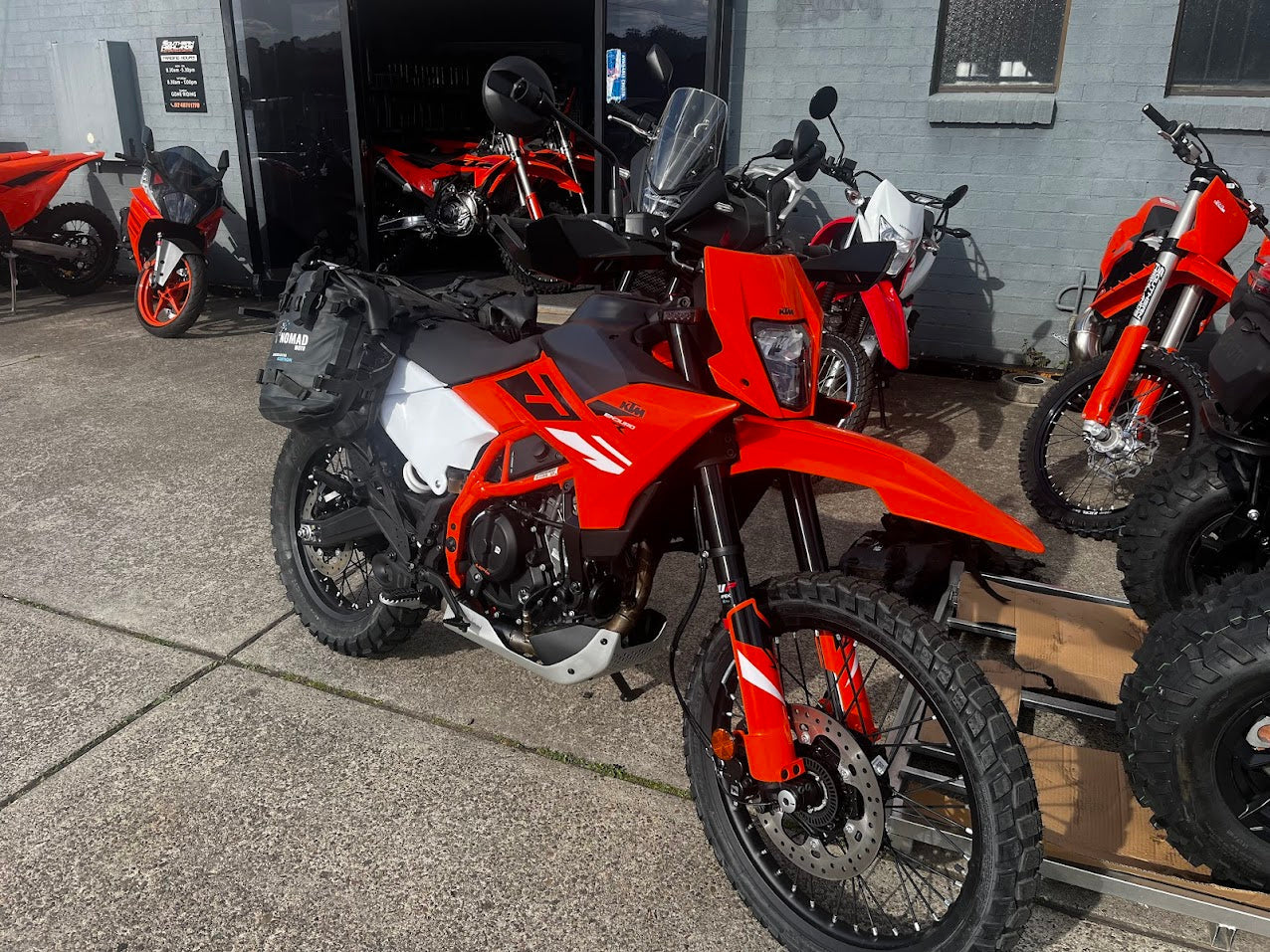 NOMAD MOTO Rackless 80L – Waterproof Soft Luggage