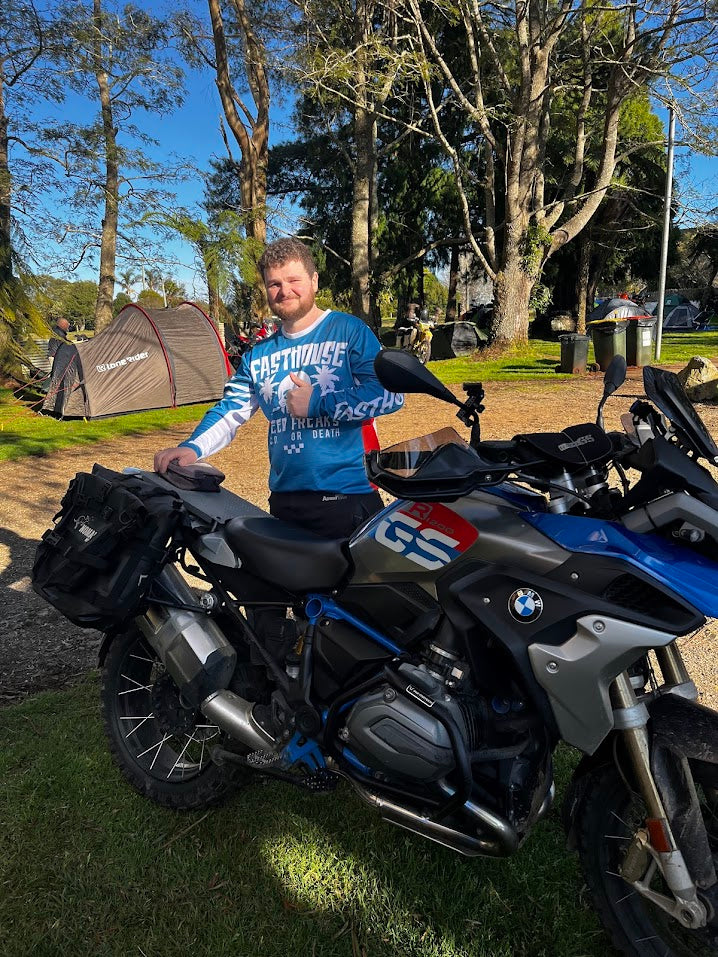 NOMAD MOTO soft panniers on touring BMW motorcycle